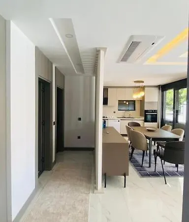 Villa Rueyam 2